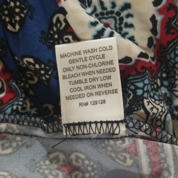 G Collection‎ Tunic - Picture 6 of 6